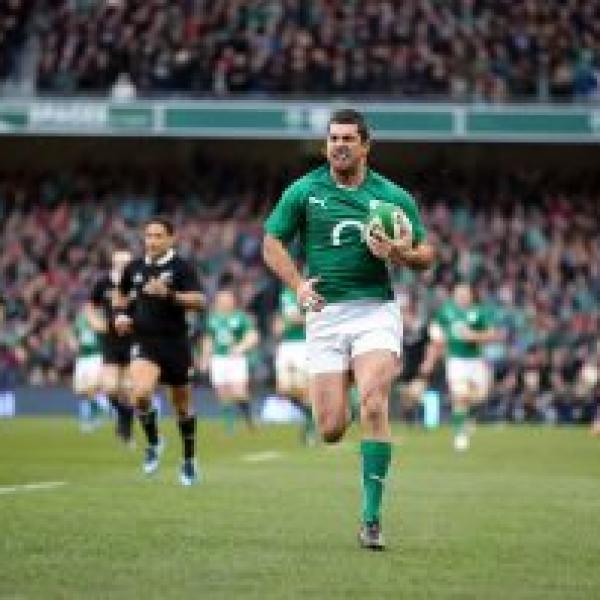 Rob Kearney on a rugby pitch